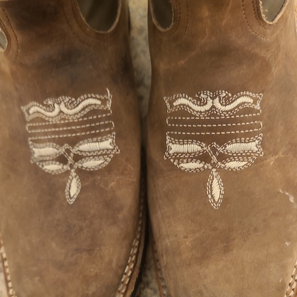 Brown Western Cowboy Boots - Picture 8 of 9